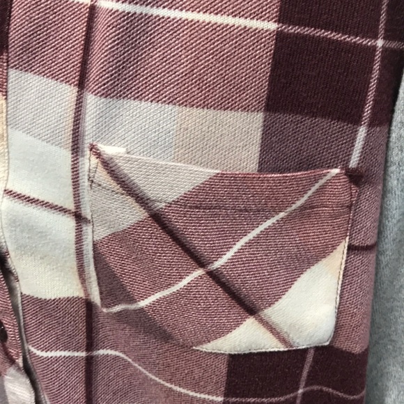 Rue 21 lightweight hooded shirt - Picture 3 of 7